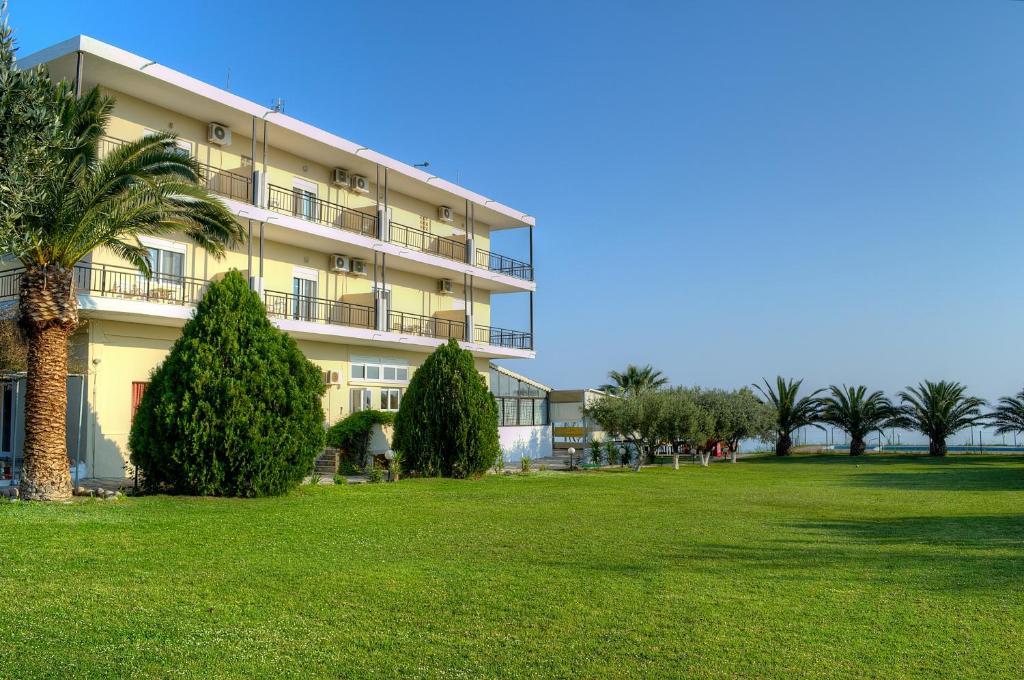 Kopsis Beach Hotel Pefkochori Extérieur photo