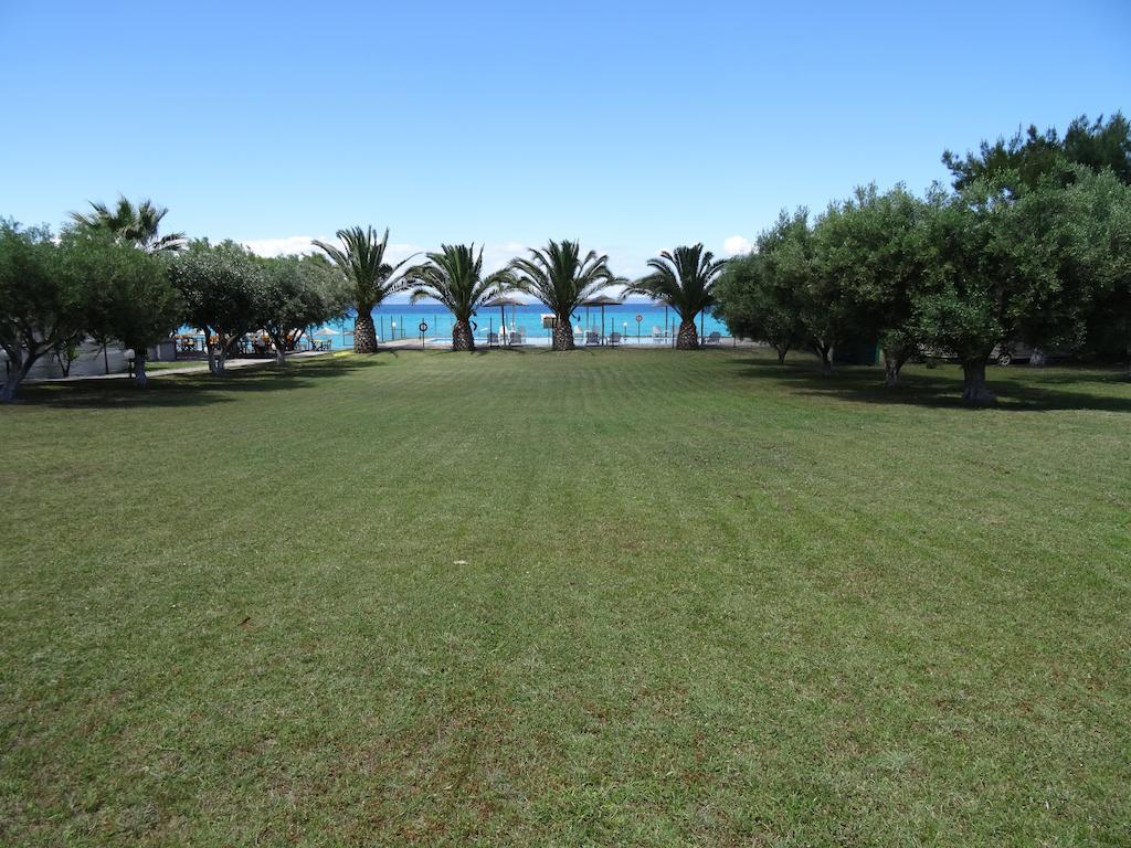 Kopsis Beach Hotel Pefkochori Extérieur photo